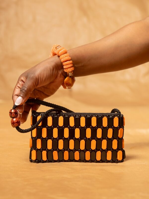 Bolso de mano de asa corta