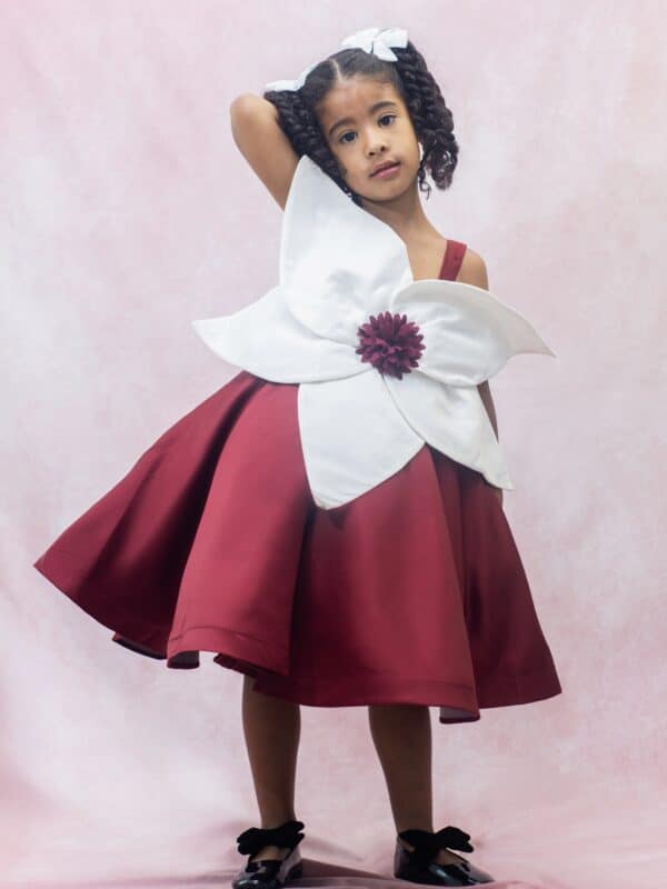 El vestido de pétalos